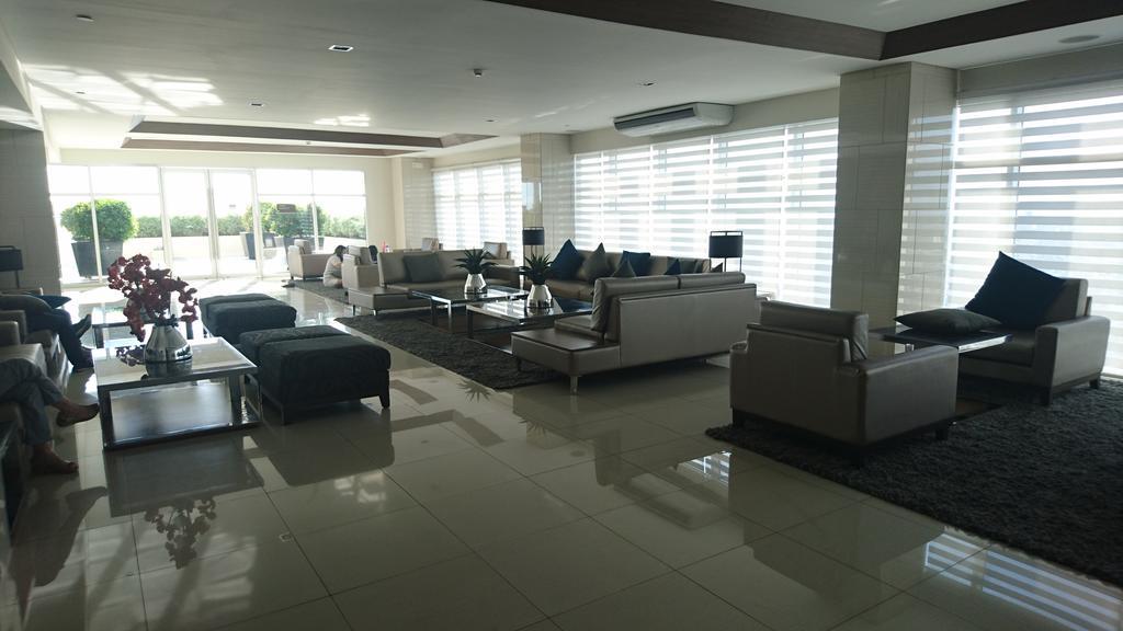 Salvador @ Mezza 2 Smdc Residences Манила Экстерьер фото